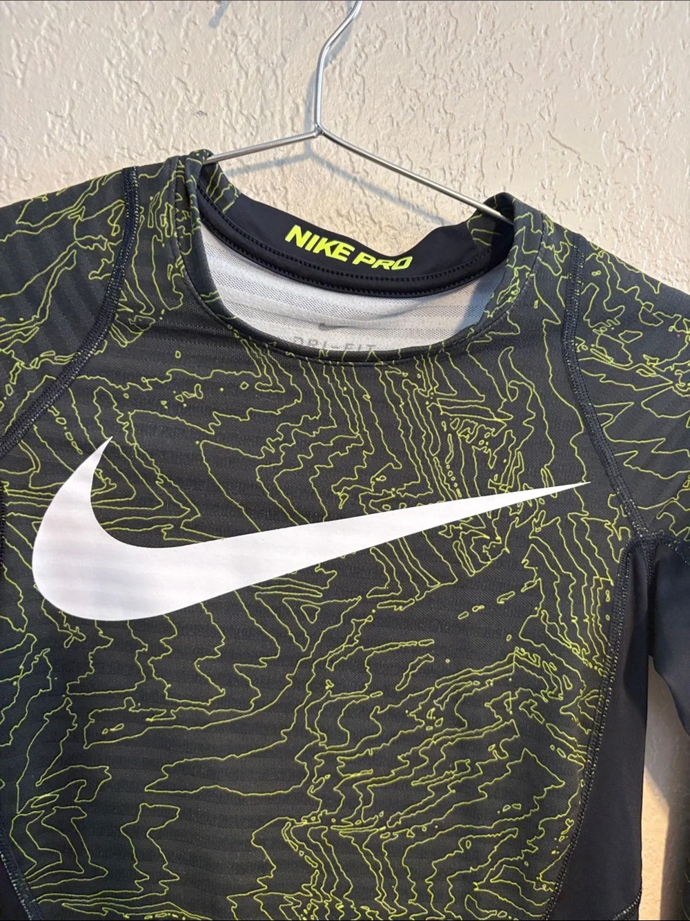 Nike PRO Dri Fit boys compression shirt M 8-10